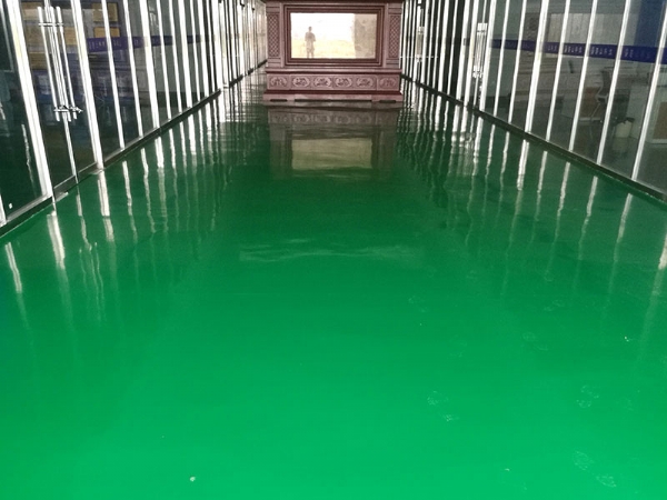 密封固化劑地坪和環(huán)氧地坪有什么不同？